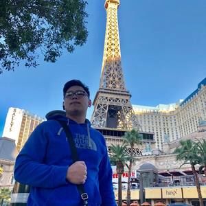 Meet your Posher, Emil